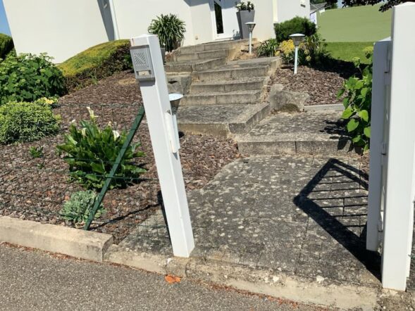 Escalier vétuste à Hochstatt
